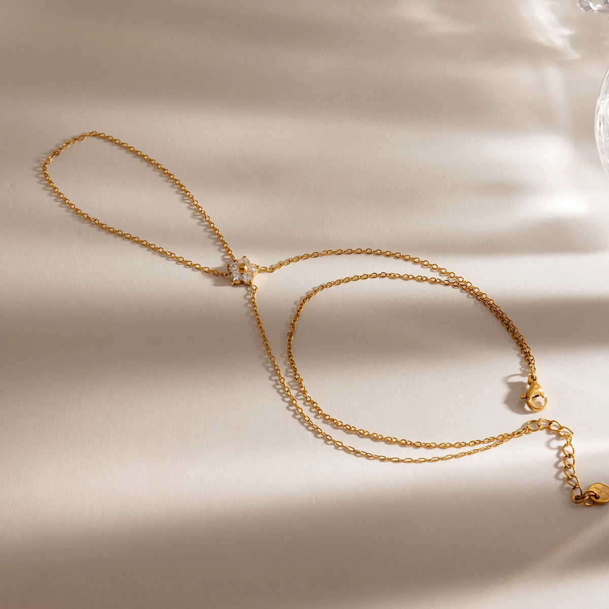 Aura Hand chain