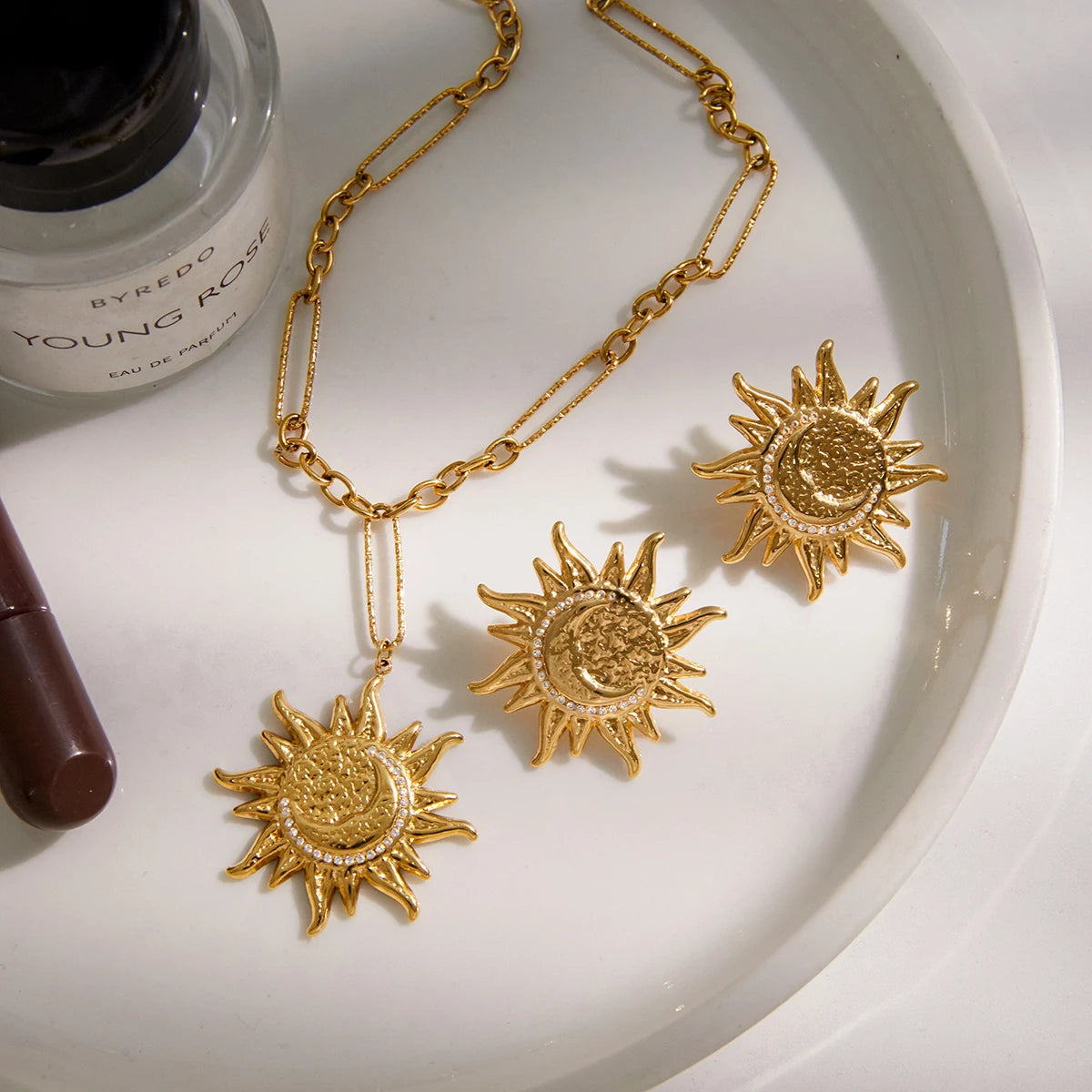 Claire Earrings
