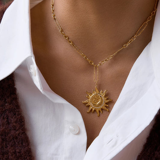 Claire Necklace